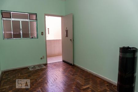 Apartamento para alugar com 63m², 2 quartos e sem vagaSala