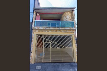 Casa à venda com 256m², 3 quartos e 2 vagasFachada