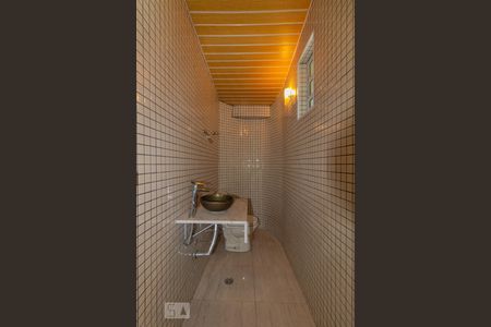 Lavabo  de casa à venda com 3 quartos, 256m² em Parque Maria Luiza, São Paulo