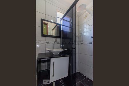 Casa à venda com 256m², 3 quartos e 2 vagasBanheiro Suíte quarto 2