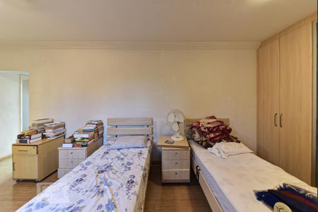 Casa para alugar com 550m², 4 quartos e 6 vagasSuíte 1