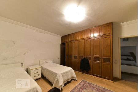 Casa para alugar com 550m², 4 quartos e 6 vagasSuíte 3