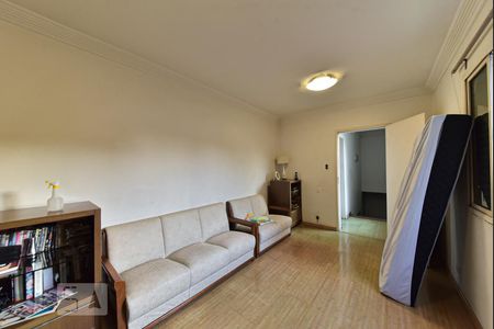 Casa para alugar com 550m², 4 quartos e 6 vagasSala de Vídeo 2