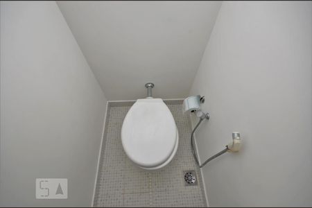 Lavabo de apartamento para alugar com 2 quartos, 90m² em Flamengo, Rio de Janeiro