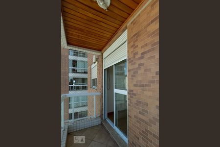 Apartamento à venda com 138m², 2 quartos e 2 vagasVaranda da suíte 2