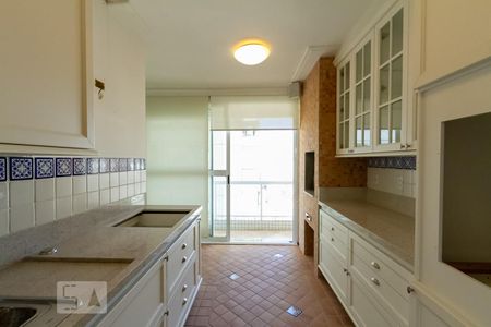 Apartamento à venda com 138m², 2 quartos e 2 vagasCozinha gourmet