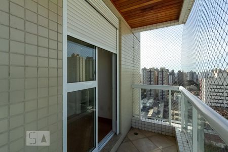 Apartamento à venda com 138m², 2 quartos e 2 vagasVaranda da suíte 1