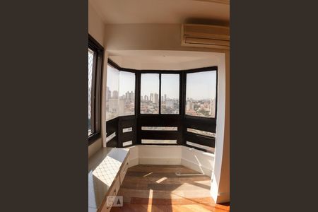 Apartamento à venda com 229m², 4 quartos e 3 vagasSuite