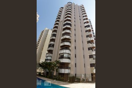 Apartamento à venda com 229m², 4 quartos e 3 vagasFachada