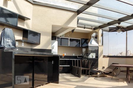 Apartamento à venda com 229m², 4 quartos e 3 vagasChurrasqueira