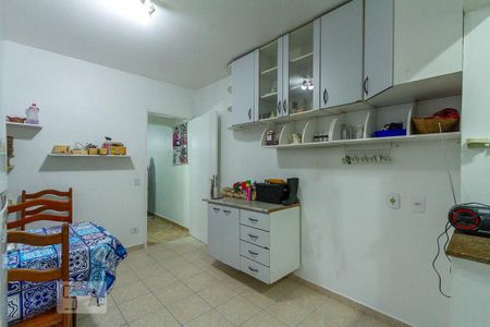 Casa à venda com 172m², 3 quartos e 2 vagasCopa e cozinha