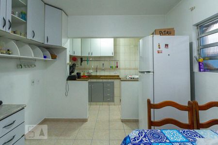 Casa à venda com 172m², 3 quartos e 2 vagasCopa e cozinha