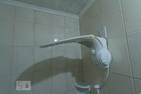 Casa à venda com 172m², 3 quartos e 2 vagasChuveiro