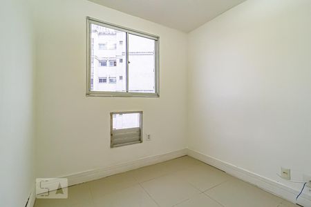 Quarto 1 de apartamento para alugar com 2 quartos, 51m² em Barra da Tijuca, Rio de Janeiro