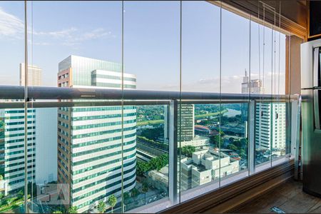 Varanda de apartamento à venda com 1 quarto, 40m² em Pinheiros, São Paulo