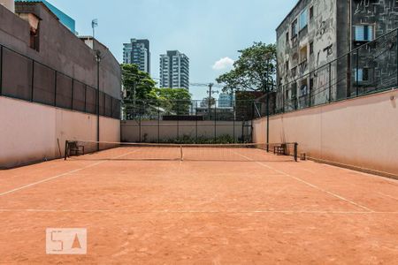 Apartamento à venda com 40m², 1 quarto e 1 vagaQuadra