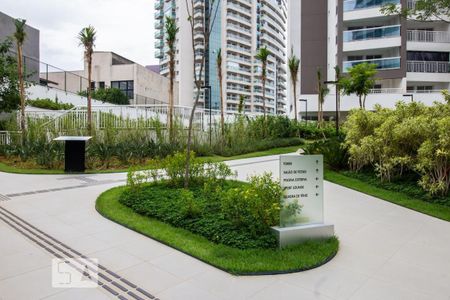 Apartamento à venda com 40m², 1 quarto e 1 vagaÁrea comum