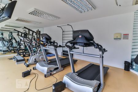 Apartamento à venda com 120m², 3 quartos e 2 vagasAcademia