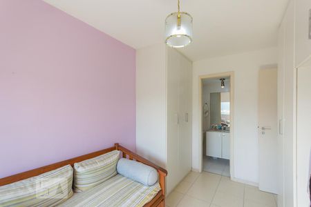 Apartamento à venda com 120m², 3 quartos e 2 vagasQuarto 2 - Suíte