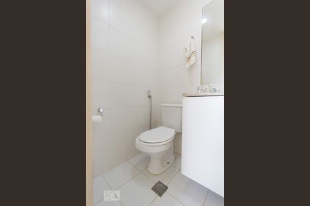 Apartamento à venda com 120m², 3 quartos e 2 vagasBanheiro da Suíte