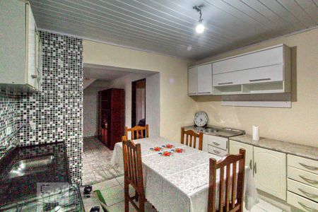 Casa à venda com 160m², 3 quartos e 1 vaga Casa à venda com 160m², 3 quartos e 1 vagaCozinha