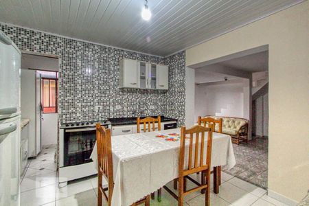 Casa à venda com 160m², 3 quartos e 1 vaga Casa à venda com 160m², 3 quartos e 1 vagaCozinha