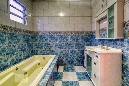 Casa à venda com 160m², 3 quartos e 1 vaga Casa à venda com 160m², 3 quartos e 1 vagaBanheiro da Suíte