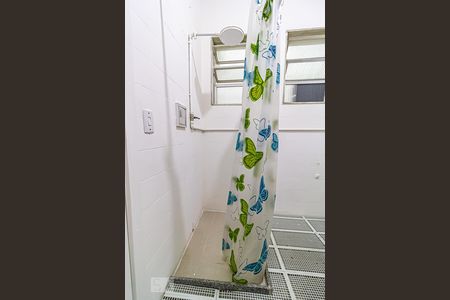 Apartamento à venda com 65m², 2 quartos e sem vagaBanheiro