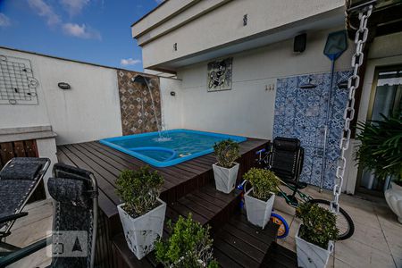 Apartamento à venda com 300m², 4 quartos e 3 vagas Apartamento à venda com 300m², 4 quartos e 3 vagasTerraço