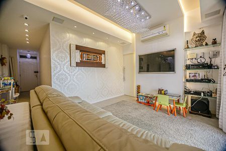 Apartamento à venda com 300m², 4 quartos e 3 vagas Apartamento à venda com 300m², 4 quartos e 3 vagassala