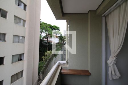 Sala - Varanda de apartamento à venda com 2 quartos, 57m² em Santa Teresinha, São Paulo