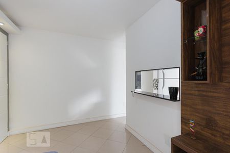 Sala de apartamento à venda com 2 quartos, 47m² em Pechincha, Rio de Janeiro