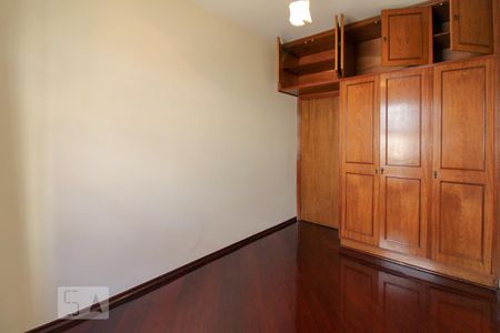 Casa para alugar com 120m², 2 quartos e 2 vagasQuarto 2 