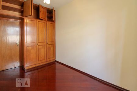 Casa para alugar com 120m², 2 quartos e 2 vagasQuarto 2 