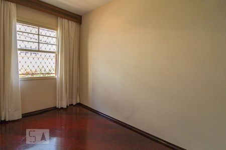 Casa para alugar com 120m², 2 quartos e 2 vagasQuarto 2 