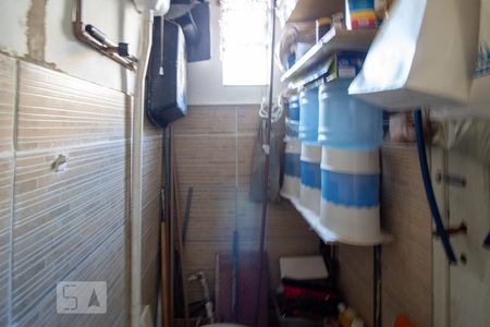 Banheiro da Suíte 1 de apartamento à venda com 2 quartos, 94m² em Higienópolis, Porto Alegre