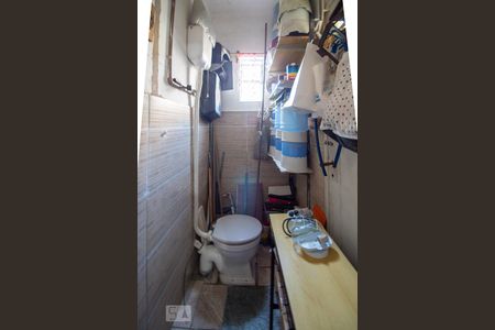 Banheiro da Suíte 1 de apartamento à venda com 2 quartos, 94m² em Higienópolis, Porto Alegre