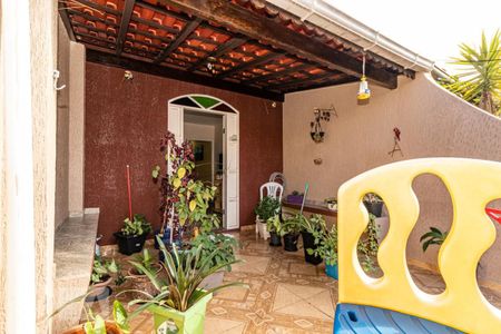 Casa à venda com 125m², 3 quartos e 1 vagaVaranda quarto 3