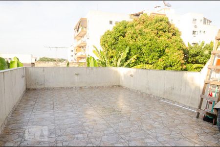 Casa à venda com 46m², 2 quartos e sem vaga Casa à venda com 46m², 2 quartos e sem vagaTerraço