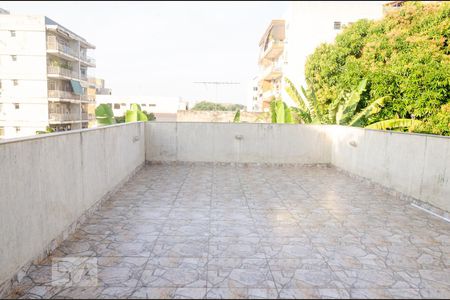 Casa à venda com 46m², 2 quartos e sem vaga Casa à venda com 46m², 2 quartos e sem vagaTerraço