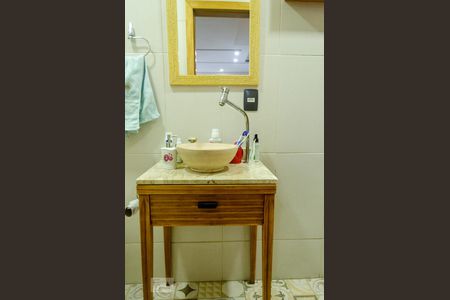 Casa à venda com 46m², 2 quartos e sem vaga Casa à venda com 46m², 2 quartos e sem vagaBanheiro