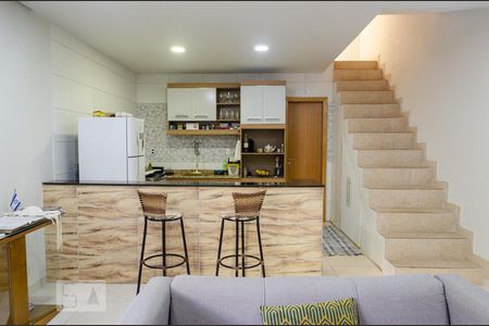 Casa à venda com 46m², 2 quartos e sem vaga Casa à venda com 46m², 2 quartos e sem vagaSala/Cozinha
