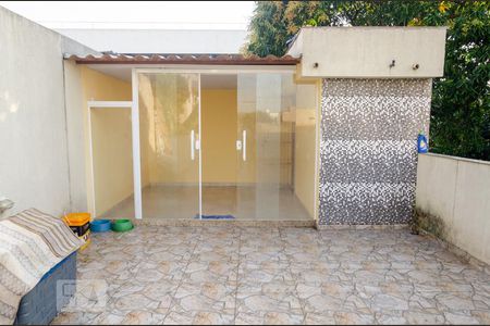 Casa à venda com 46m², 2 quartos e sem vaga Casa à venda com 46m², 2 quartos e sem vagaTerraço