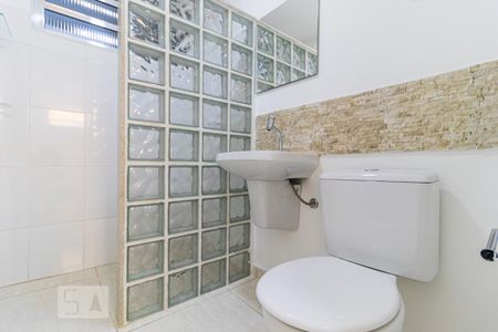 Apartamento para alugar com 30m², 1 quarto e sem vaga Apartamento para alugar com 30m², 1 quarto e sem vagaBanheiro