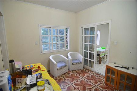 Sala de jantar de casa à venda com 2 quartos, 200m² em Mathias Velho, Canoas
