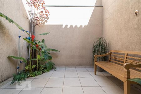 Quintal de casa à venda com 2 quartos, 95m² em Brooklin Paulista, São Paulo