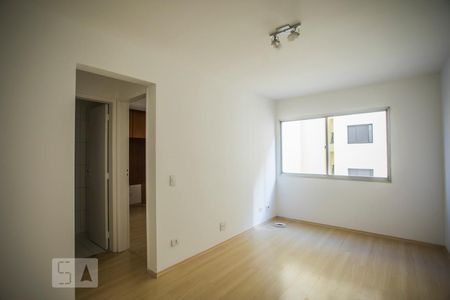 Apartamento para alugar com 40m², 1 quarto e 1 vagaSala