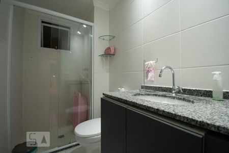 Apartamento à venda com 80m², 2 quartos e 1 vaga Apartamento à venda com 80m², 2 quartos e 1 vagaBanheiro