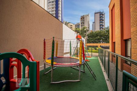 Apartamento para alugar com 90m², 3 quartos e 2 vagasÁrea Comum - Playground