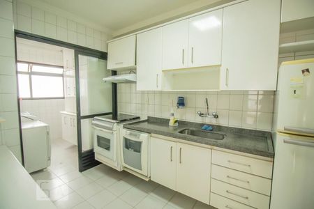 Apartamento para alugar com 90m², 3 quartos e 2 vagasCozinha